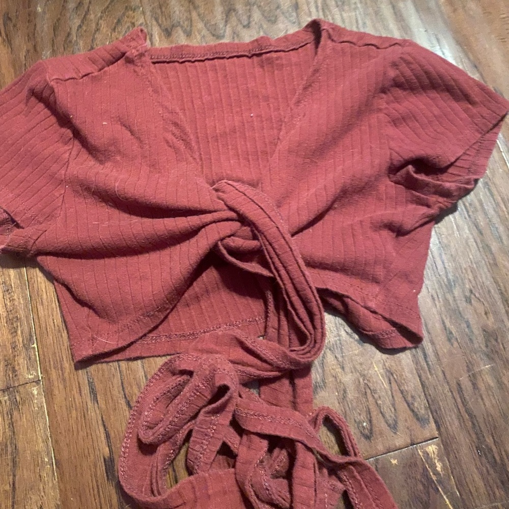 tie crop top